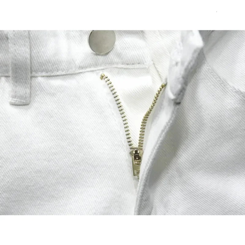 White Jeans Shorts Men Fashion Ripped Knee Length Pants Simple Casual Slim Hole Denim Shorts Male Streetwear 240415