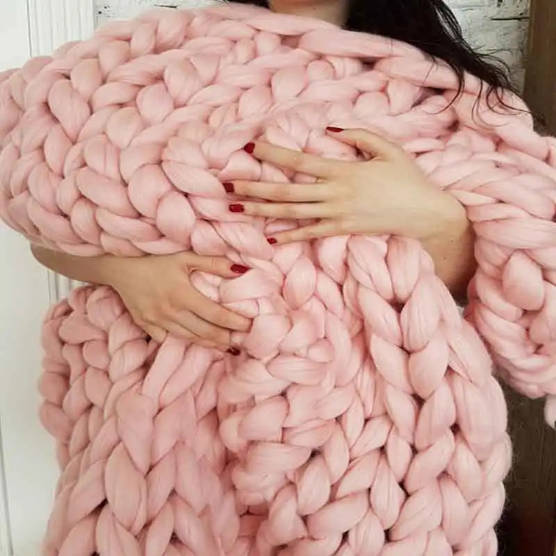 Fashion Hand Chunky Knitted Blanket Thick Yarn Woollike Polyester Bulky Blankets Winter Soft Warm Throw Drop 241121
