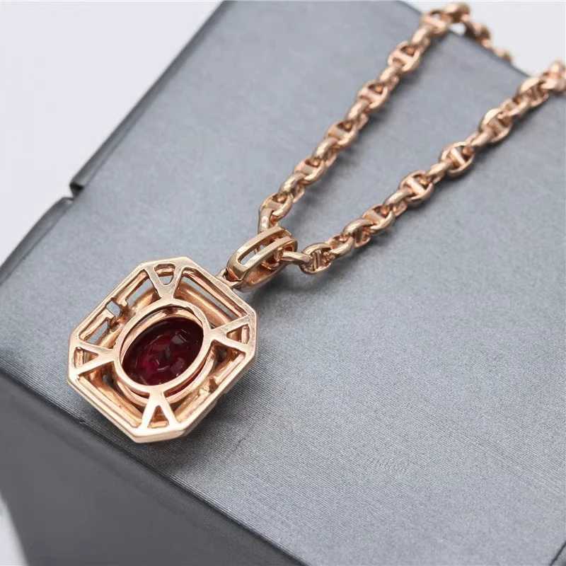 585 Purple Gold Pendant Plated with 14K Rose Gold Set with Square Ruby Necklace Elegant and Graceful Necklace Wedding Jewelry X241123