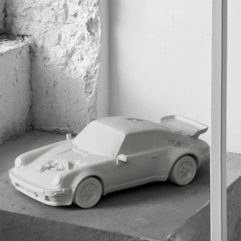 Resin Mahjong Car Pattern Abstract Art Cool Color Car Sculpture Art Works Nordic Statues Home Accessories Living Room Decoration 241122