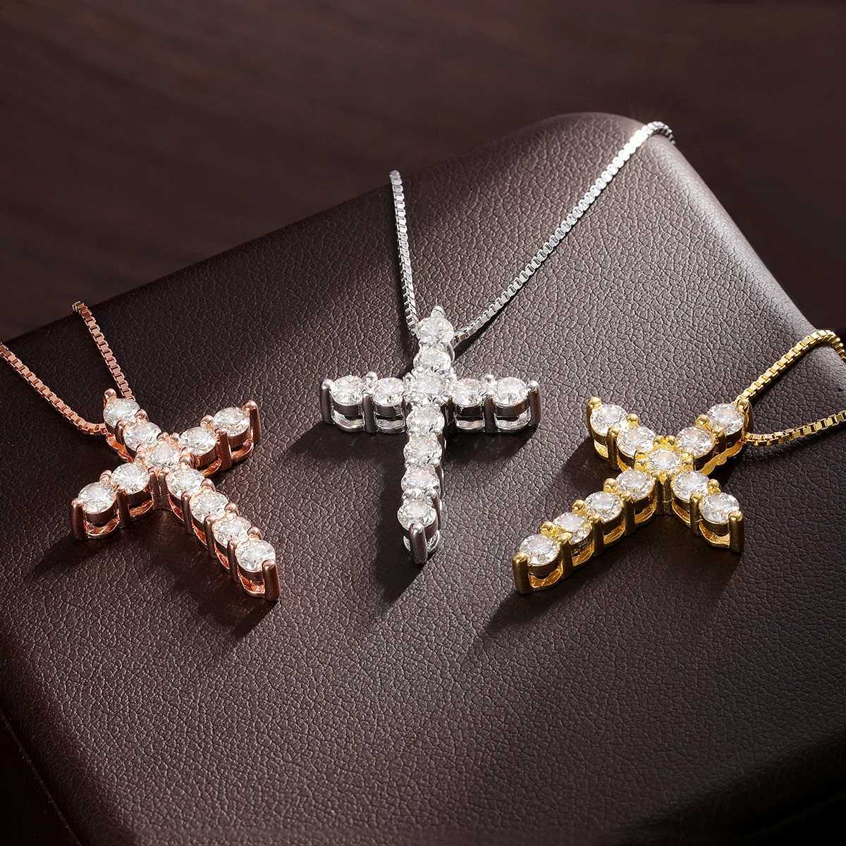 KNOBSPIN D VVS1 Moissanite Cross Pendant Necklace Original s925 Silver Box Chain Plated 18k White Gold Fine Necklace X241123