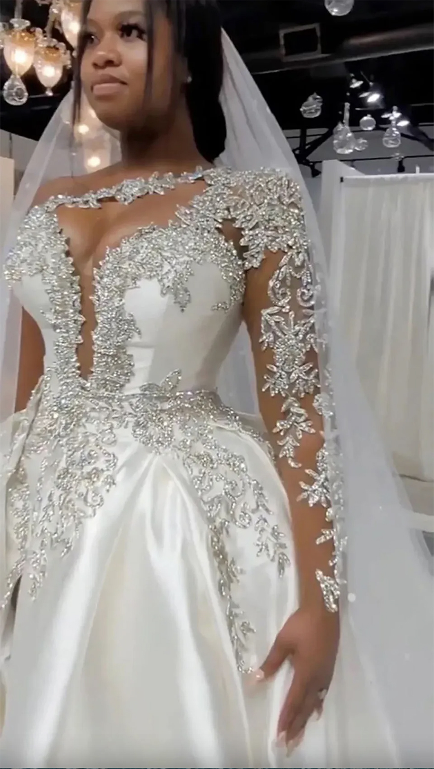 White Wedding Dresses Ivory Bridal Gowns A Line Floor-Length Applique Custom Zipper Lace Up Plus Size New Satin Beaded Long Sleeve Button One-Shoulder