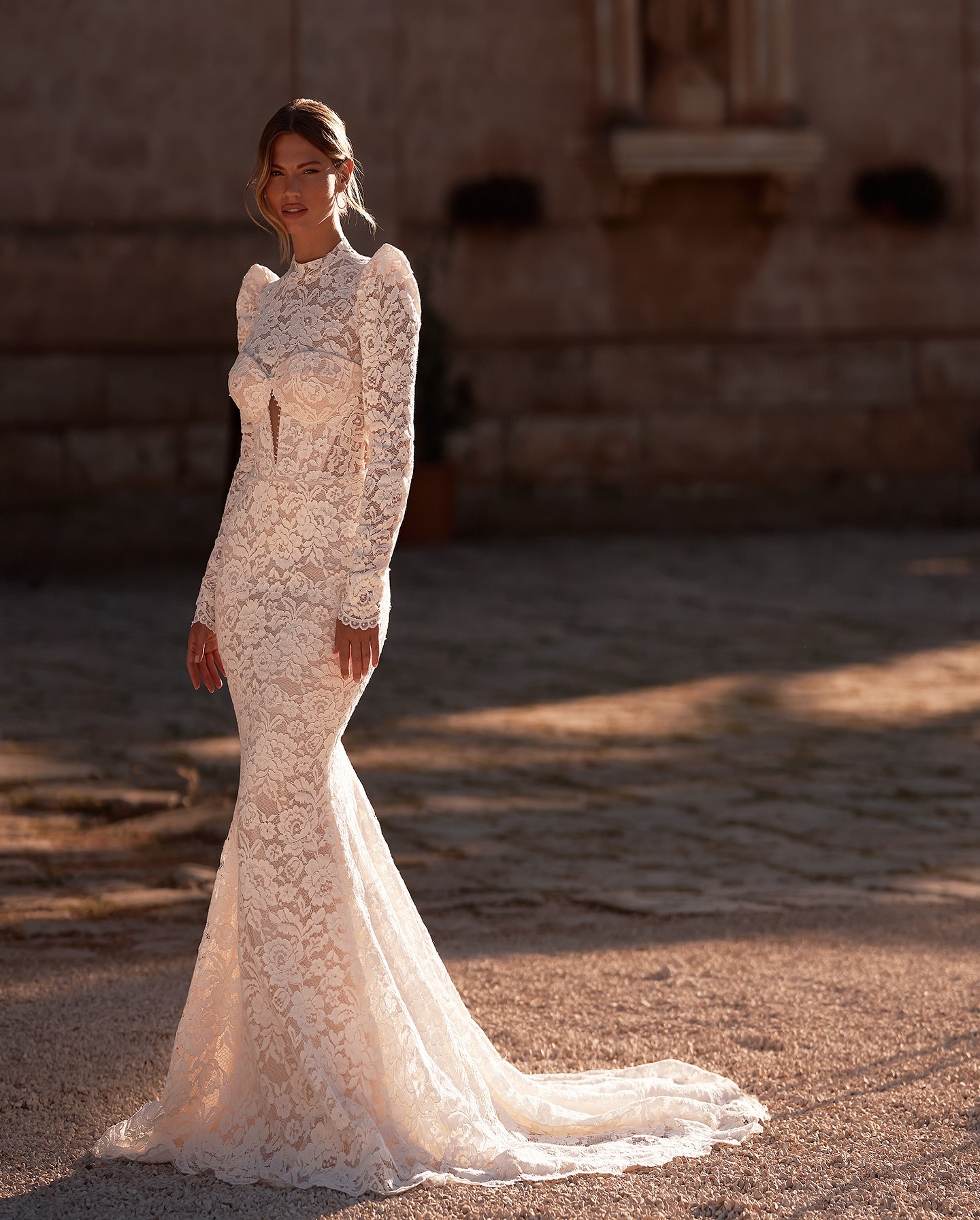Lace Boho Mermaid Dresses Bridal Gowns High Neck Long Sleeves Wedding Dress Button Hollow Back Sweep Train Robe De Mariee