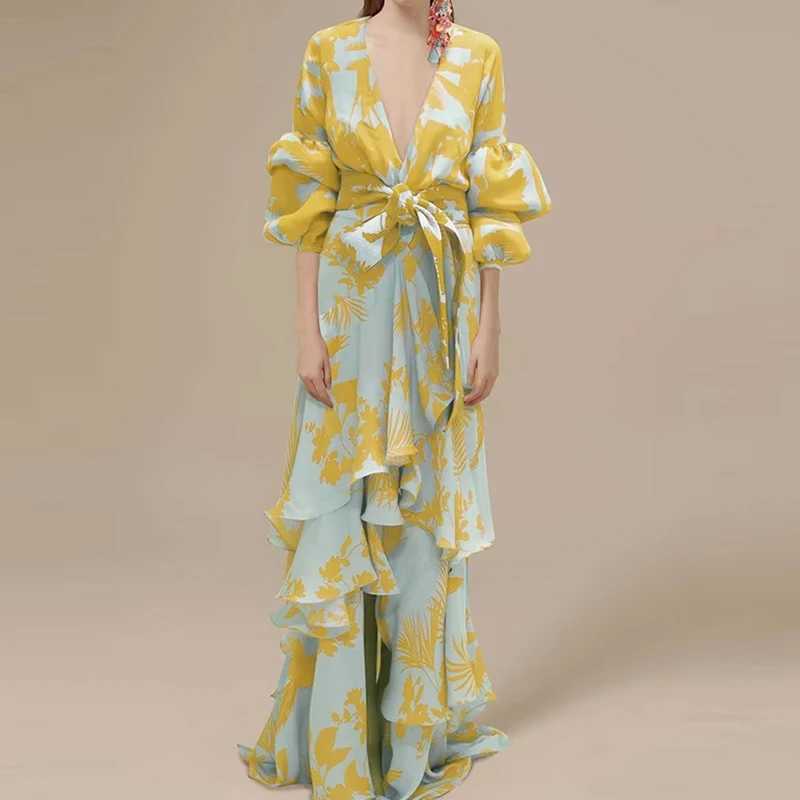 Womens Retro Printed Ruffle Party Dress Ele Deep V-neck Lantern Sve Long Dress Fashion Tie Waist Irregar Bohen Dress M241123