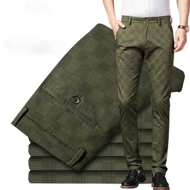 2022 Spring Summer Casual Pants Men Fashion Korean Streetwear Mens Straight Slim Fit Pants Trousers Black Plaid Suit Pants Men W250225