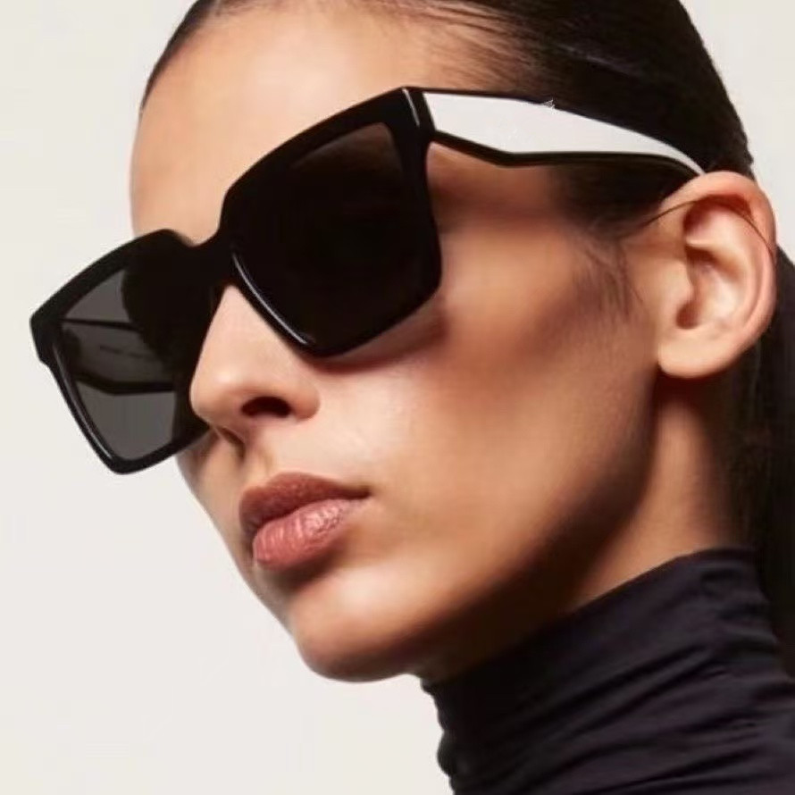 Designers Sunglasse… - image