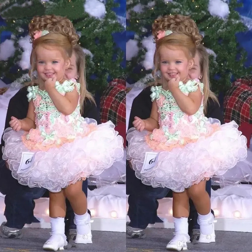 2024 Organza Girls Beaded Crystals Ruffles A e Short wer Girl Dress CupCake Pageant Party Dresses