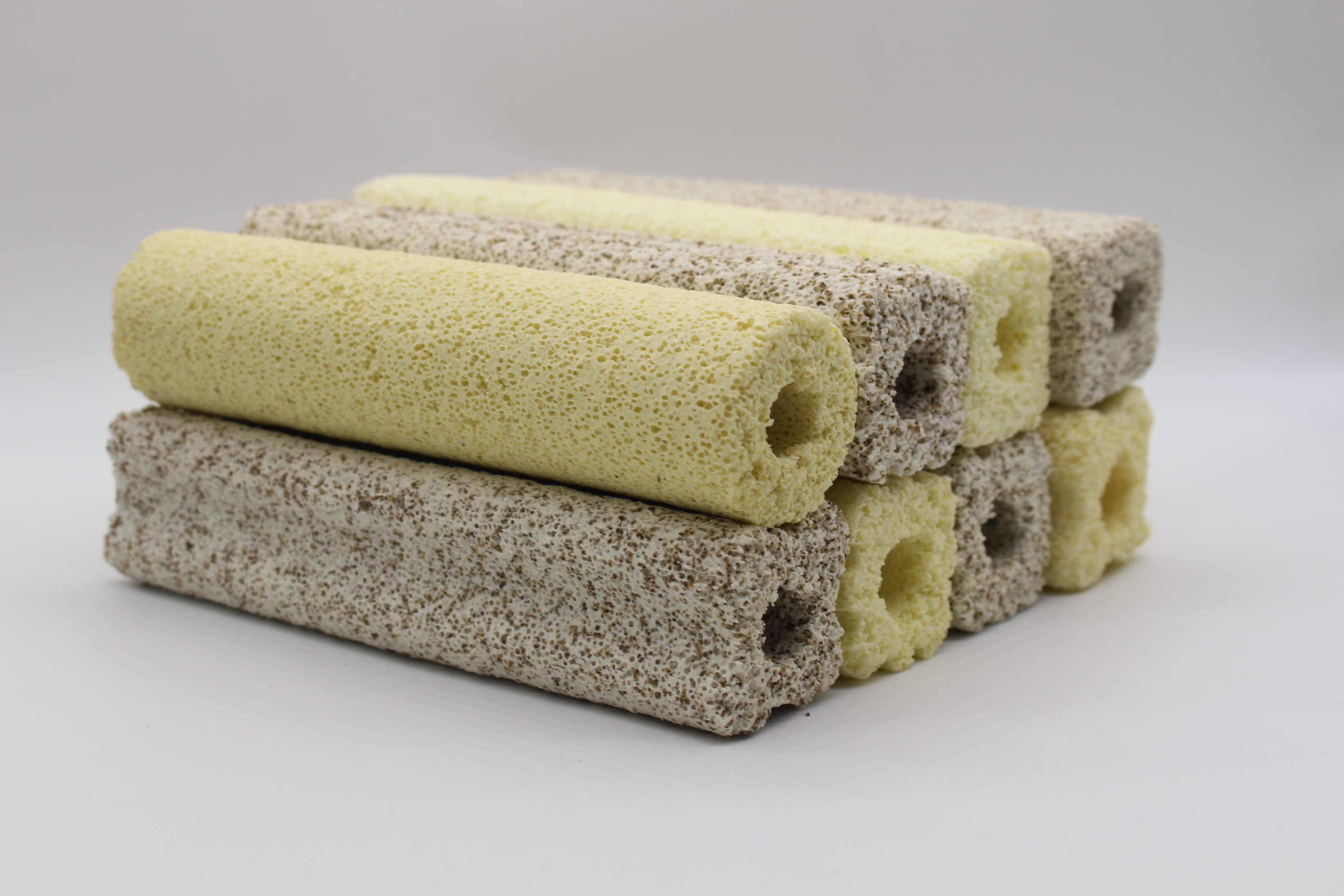 Nano Technology Bacteria Culture Brick Ceramic Water Filter Material High Density Biofilter Media For Fish Tank