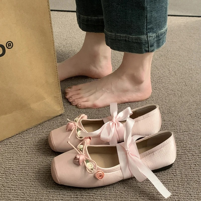 Women Flats Bow Marie Janes Shoes 2024 Spring Lolita Dress Square Toe Shoes Walking Sandals Female Elegant Zapatos 241125