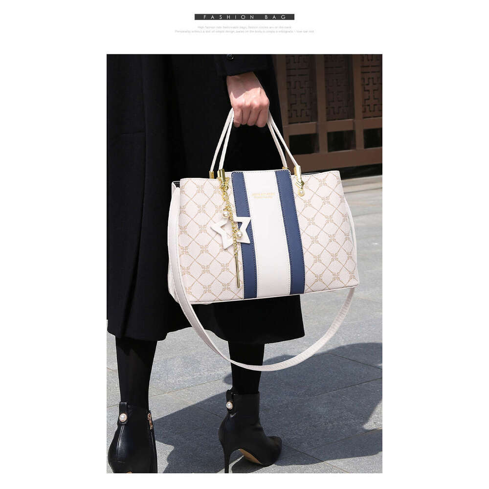 Autumn New Women's Handbag Fashionable Light Luxury Tote Contrasting Color Large Capacity Shoulder Bag For Women