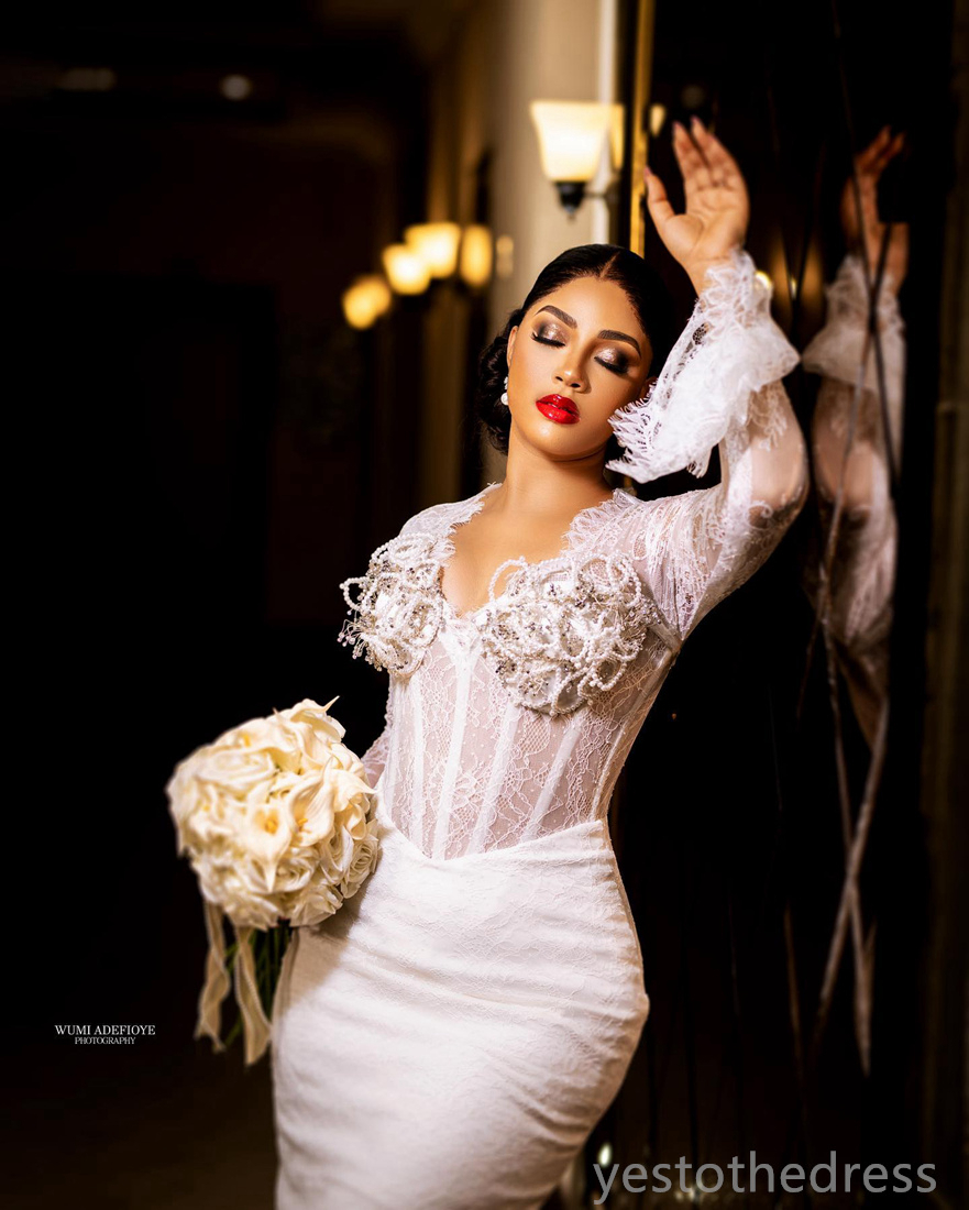 2024 Mermaid Wedding Dresses Bridal Gowns Short Wedding Gowns Illusion Long Sleeves Beaded Lace Pearls Decorated Birdal Dress for African Black Bride 
