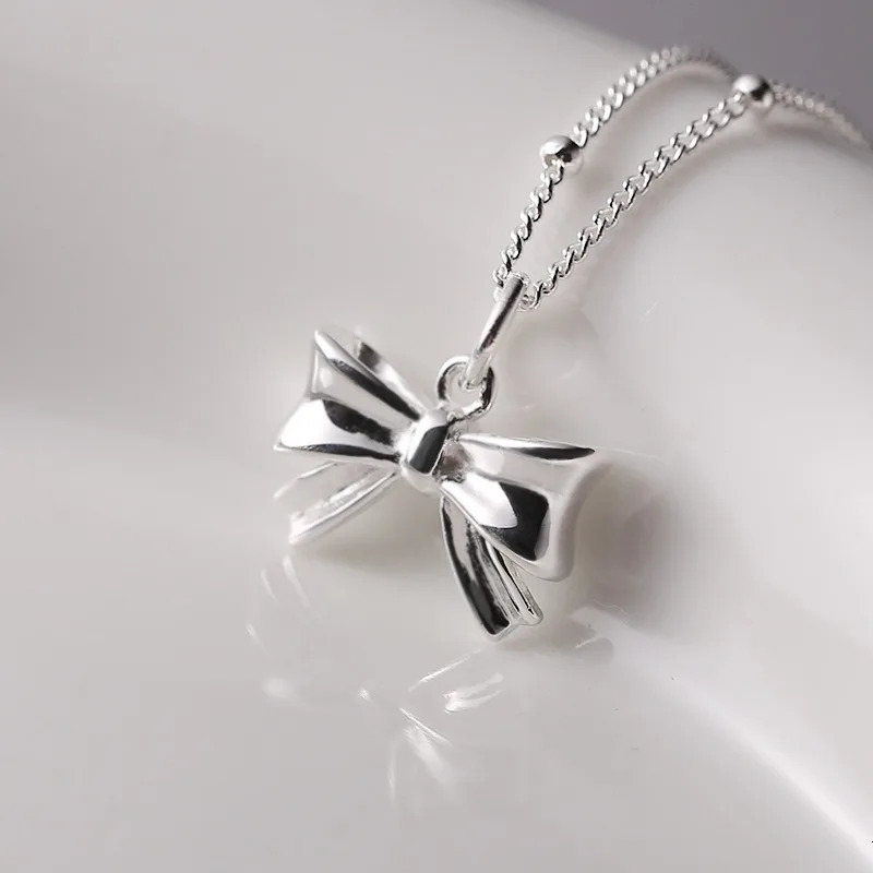 Korean Fashion Shiny Butterfly Necklace Exquisite Silver Chain Ladies Wedding Party Jewelry Gift Female Wholesale 241122