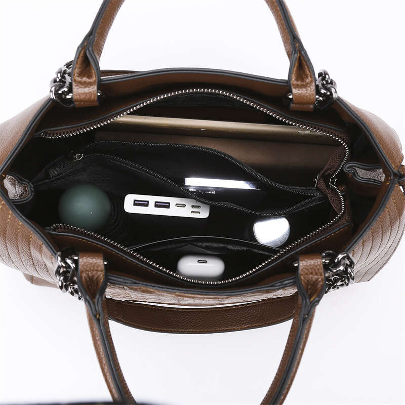 Tote For Women High-End Feel, Large Capacity Handbag With Crocodile Pattern, Fashionable Commuting Bag, Hot Selling Tote Bag