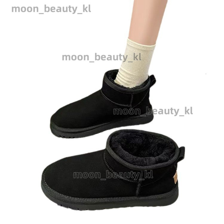 fashion Snow boots thick soled women cotton boots 2024 winter new style with added fleece thick insulation short sleeved cotton shoes season short boo