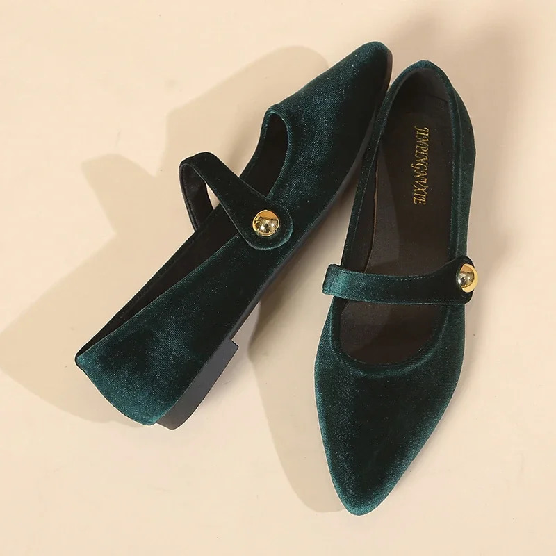 Fashion Womens Pointed Toe Flat Shoes with Velvet Matte Finish Single Women Comfort Loafers Shoes Leather Mary Jane Shoes 241125