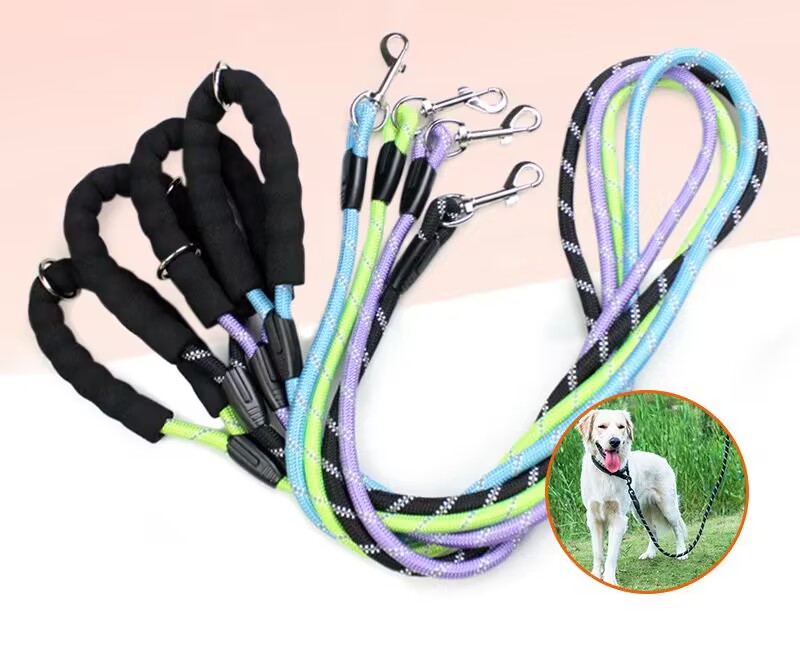 Reflective Dog Leash Comfortable Handle Walking Leash Wholesale for Small and Medium-sized Pet Leashes