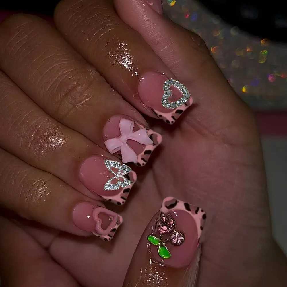 24 pieces of short oval shaped Love Cherry 3D butterfly leopard printed fake nails detachable pressure nails bright facial fake nails fully coveredW24