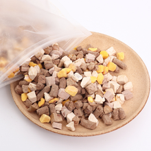 Wholesale 100% Original Natural Freeze-Dried Dehydrated Duck Chicken Salmon Cube Pure Meat Health Pet Food Frozen Treats Snacks