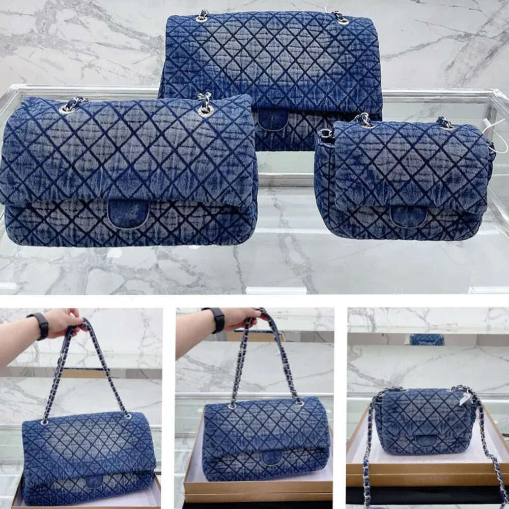 Classic Denim Blue Flap Bag Luxury Shopping Designer Womens Handbag Crossbody Chain Crossbody ShoulderLuxury Designer Fashion Street Cool Large Capacity