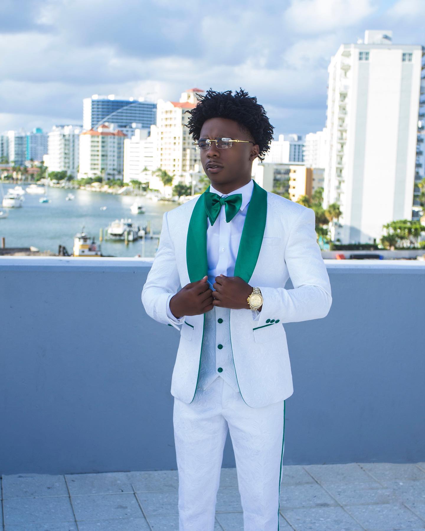 Handsome Mens Suit Green Shawl Lapel Gentlemen's Wedding Tuxedos Three Pieces Groom Wear Jacquard Satin Formal Prom Evening Blazers With Vest Jac