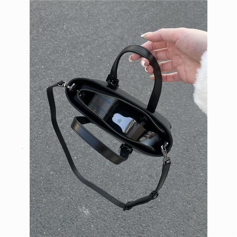 New Trendy Versatile Designer Handbag Niche And Popular Crossbody Bag