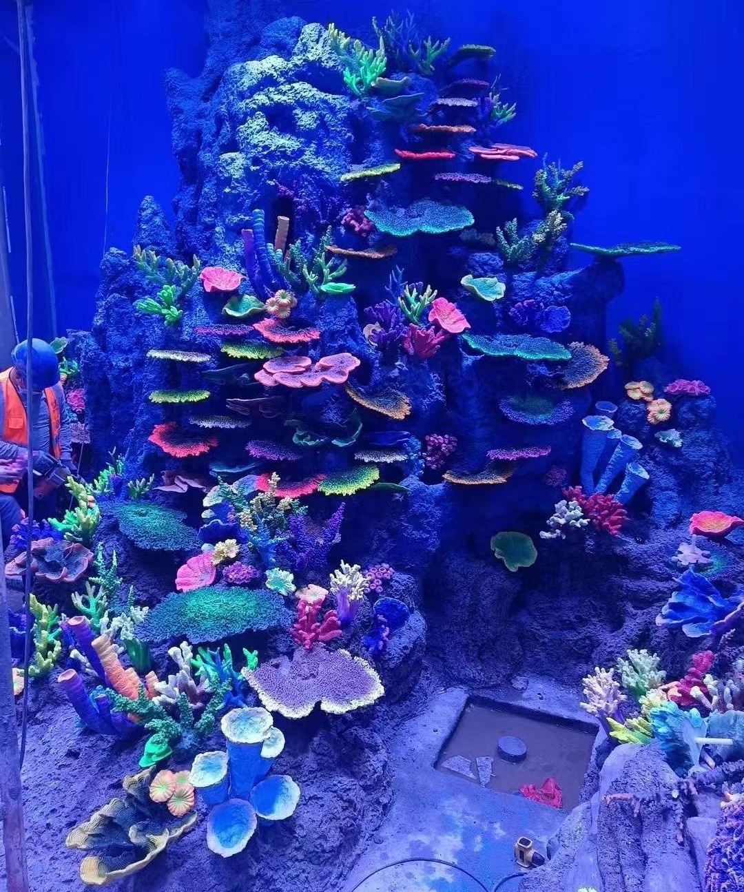 Swimming Pool Landscaping Coral Customized Coral Landscaping Rockery Shell Fish Tank Decoration Aquarium Decoration