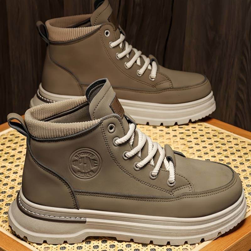 designer boot High top fashion Martin men's shoes 2024 high top autumn new men's workwear height increasing big yellow thick sole British re