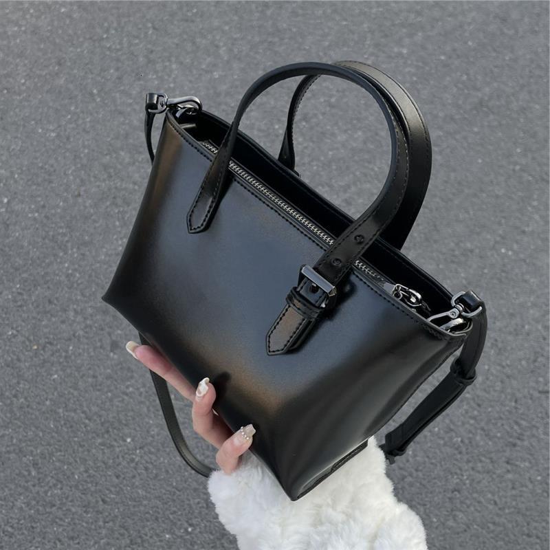New Trendy Versatile Designer Handbag Niche And Popular Crossbody Bag