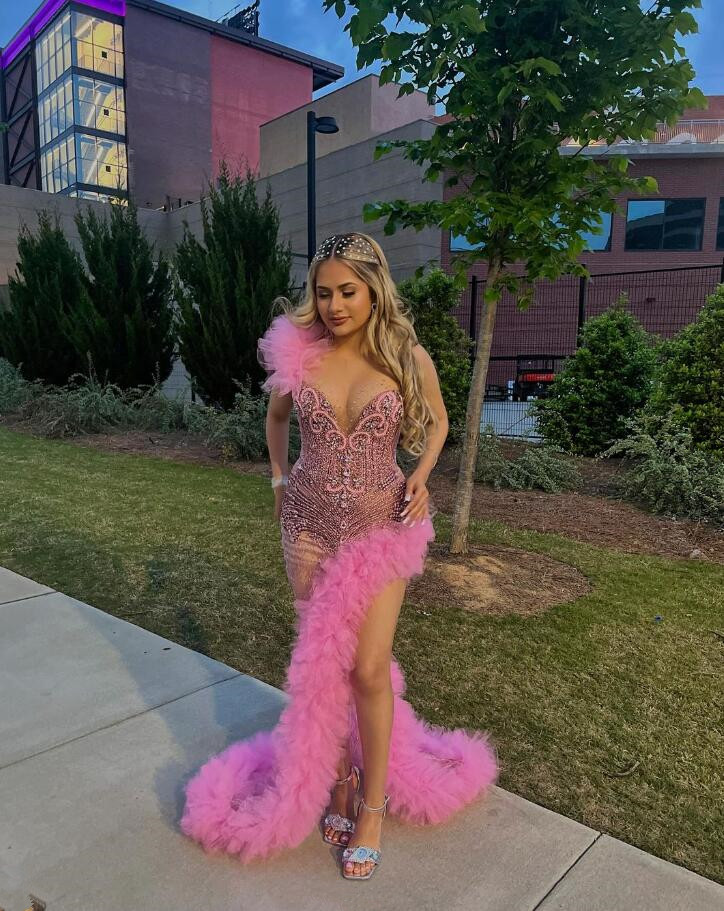 Pink Sparkly Long Prom Birthday Party Dresses for Black Girl 2024 Luxury Diamond Crystal Ruffles Evening Gown robe de bal