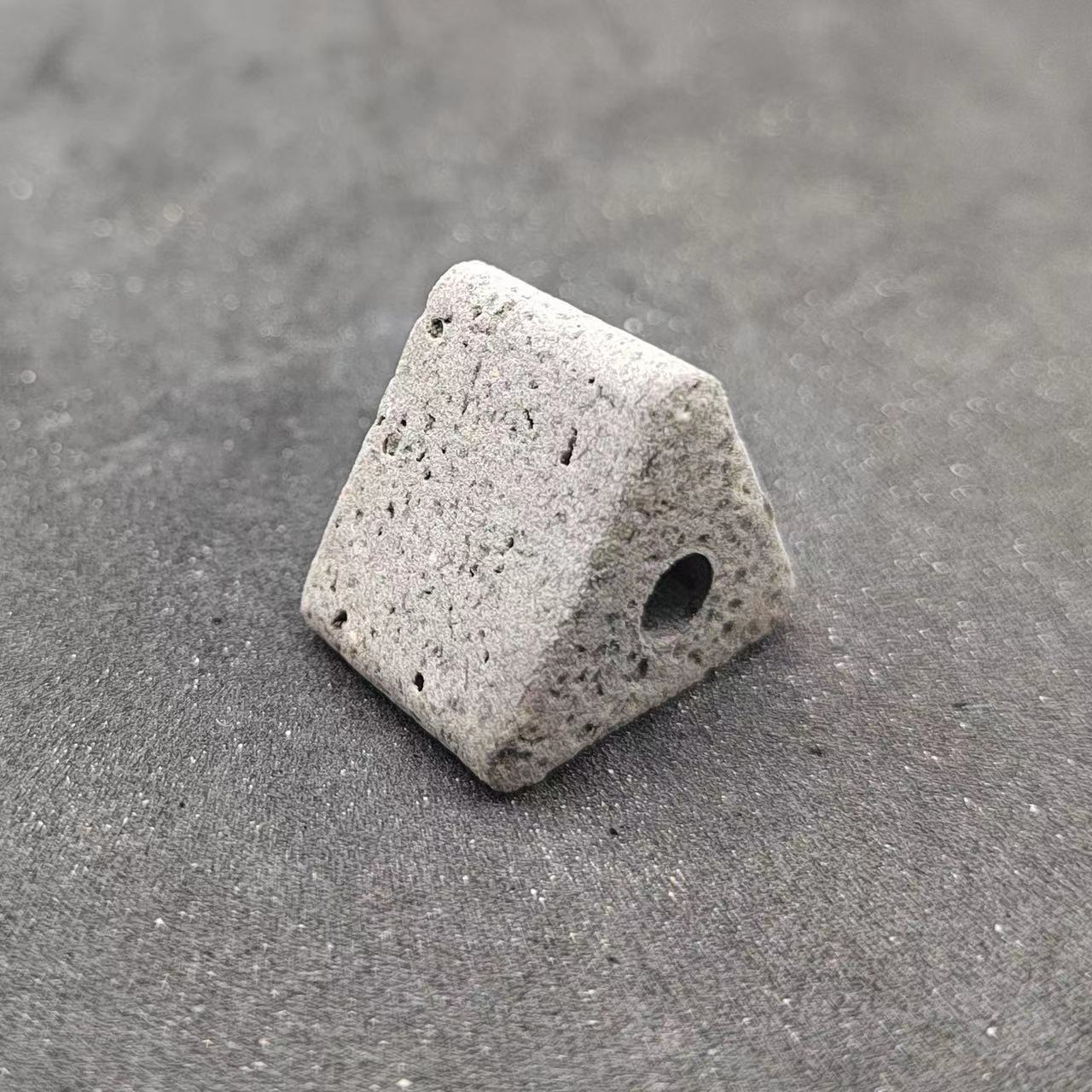 Aquarium Bio Brick Nano Ceramic Filter Media Triangular Brick Filter for Fish Tank Canister
