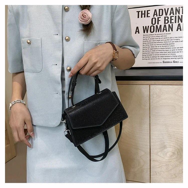 2025 NEW 2025 NEW Totes High Appearance Solid Color PU Quality Shoulder Bag Buckle Versatile Fashion Handbag Soft Simple Crossbody zhanyishengli