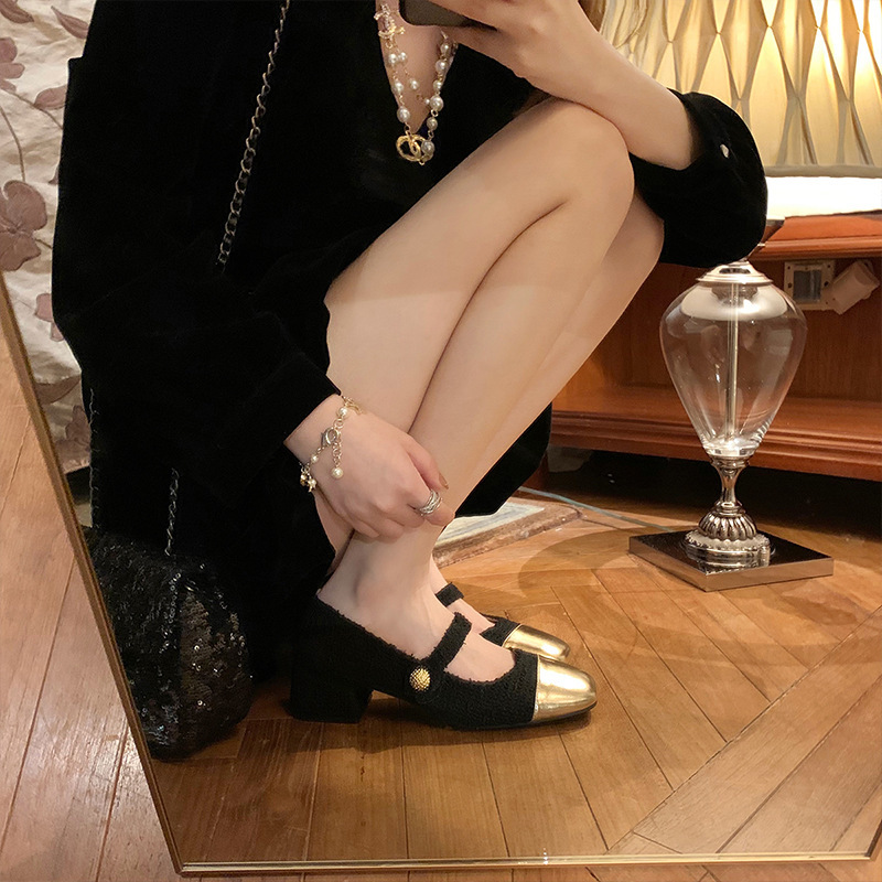 Small Fragrant Wind Coarse Heel Mary Jane Single Shoes New French Square Head Buckle Middle Heel Shoes