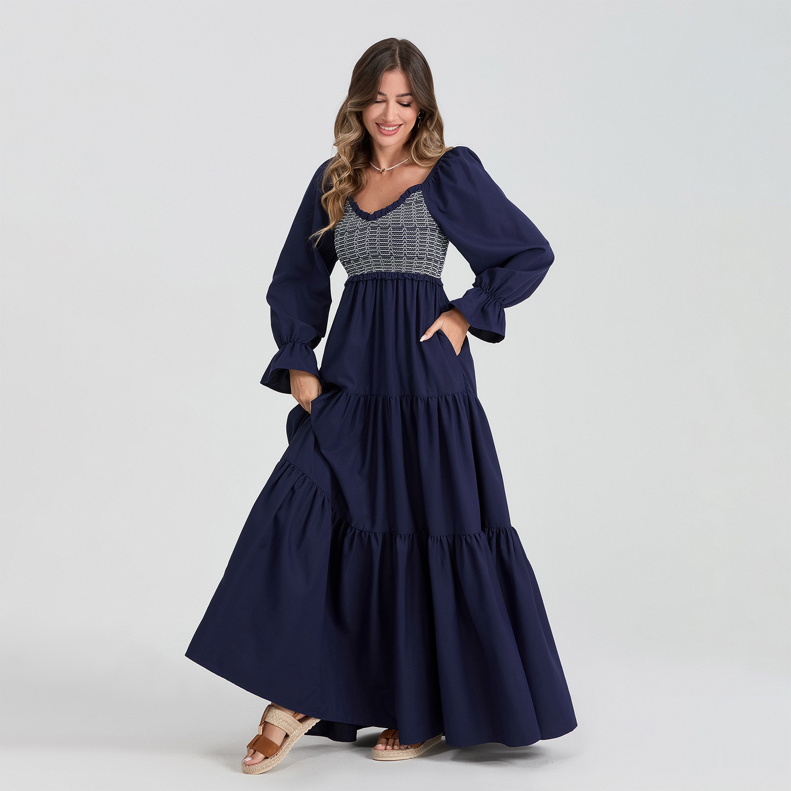 Women's Hot Item Long Sleeved Pleated Layered Black Fungus Edge Big Swing Dress