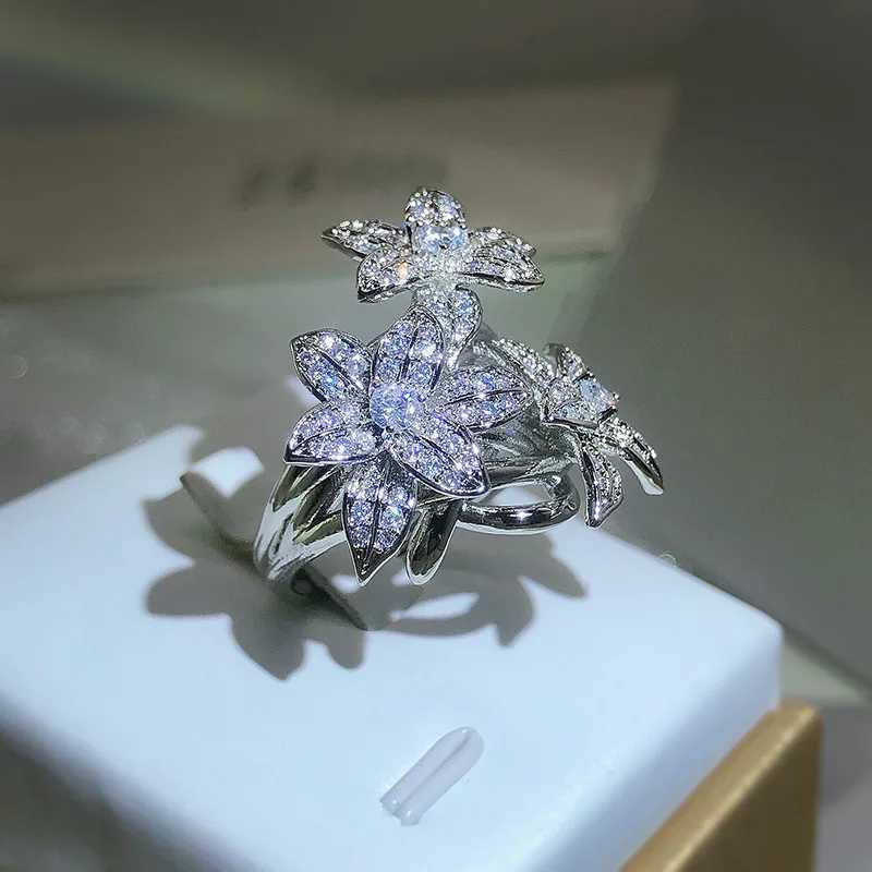 Band Rings 925 Silver High Quality Pear Shape Branch Flower Zircon Ring Womens Fashion Diamond Big Party Birthday Gift H240425
