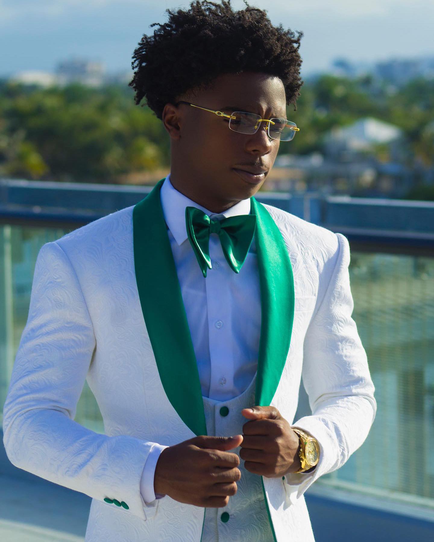 Handsome Mens Suit Green Shawl Lapel Gentlemen's Wedding Tuxedos Three Pieces Groom Wear Jacquard Satin Formal Prom Evening Blazers With Vest Jac