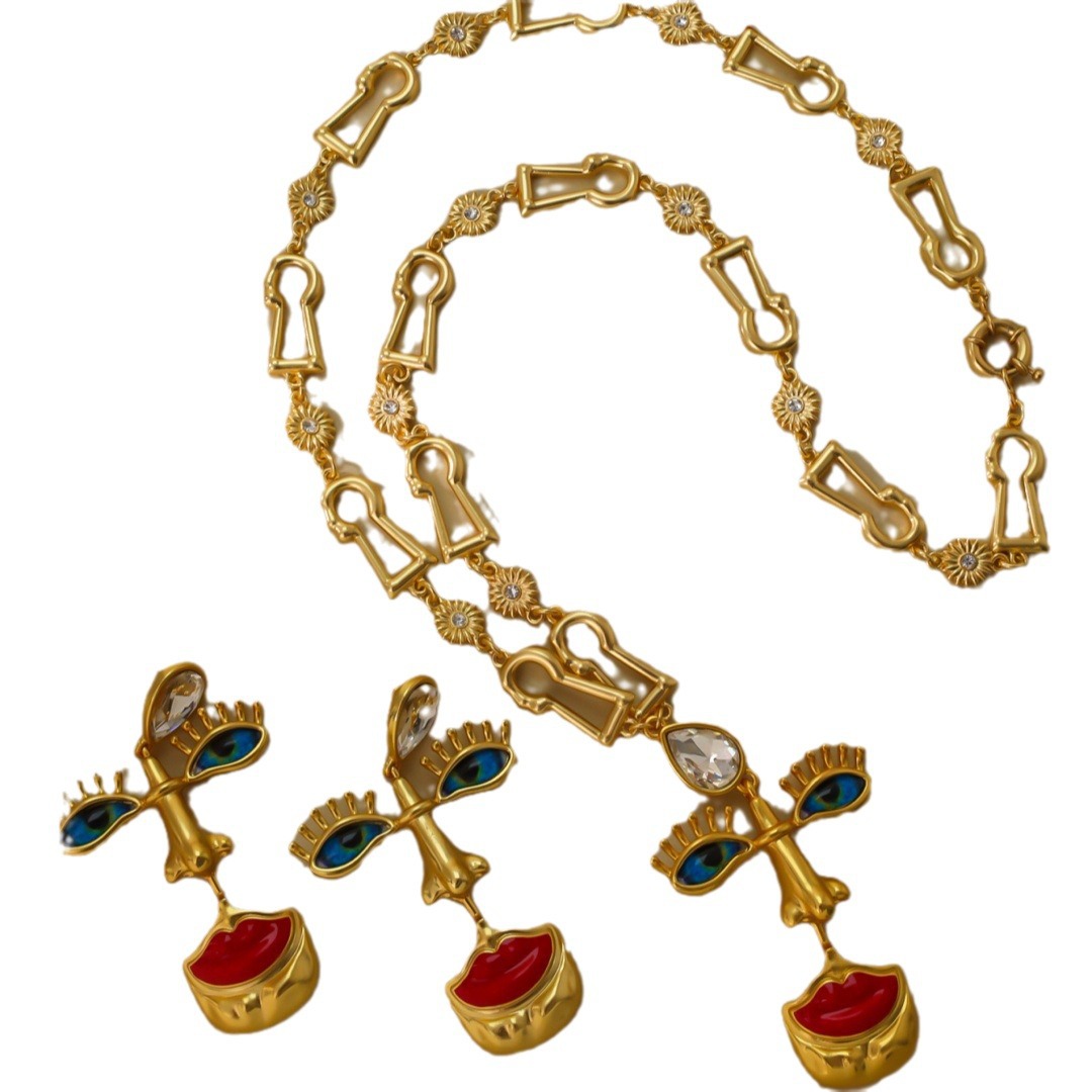 Vintage Women's Earrings Necklace Retro Red Lips Nose Eyes Marked 925 Silver Needle Electroplated Genuine Gold Three-Dimensional Design Schiapare