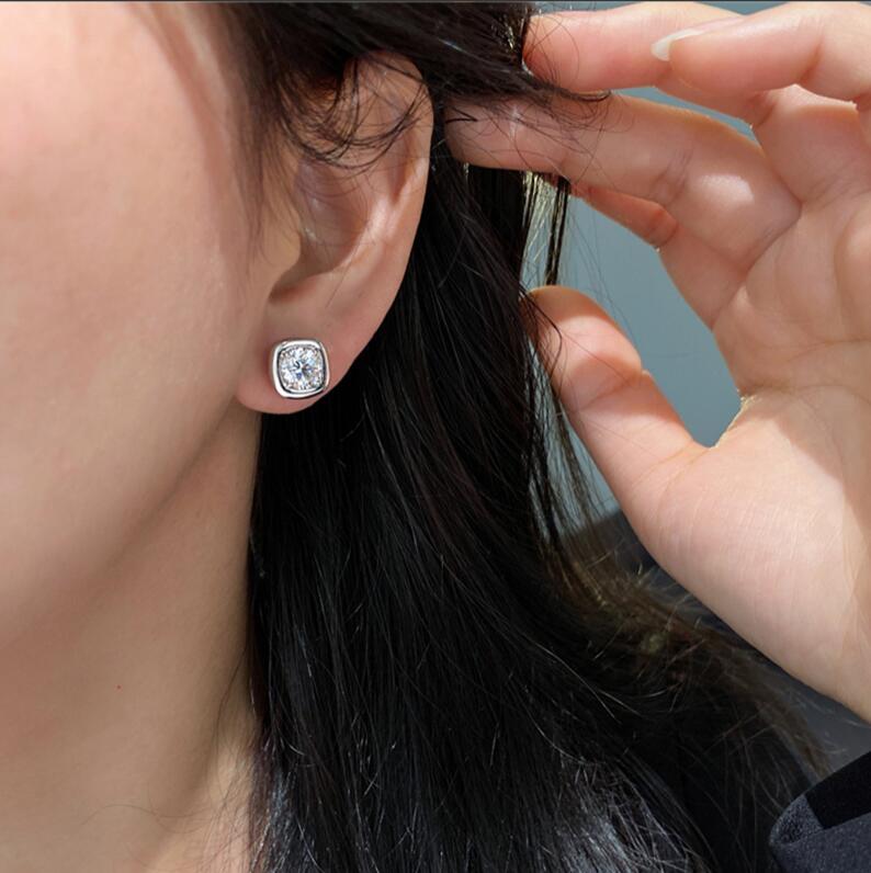 Moissanite Dia Stud Earrings: 6MM Round Cut White Gemstones in Sterg Sier