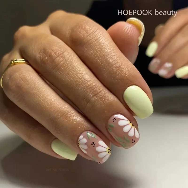 24 pieces of short French fake nail art seamless detachable wearable press complete set with nail accessories and toolsW241125