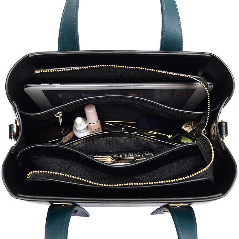 Ladies' Handbag With High-End Feel, Large Capacity Shoulder Fashionable Contrasting Color Commuting Bag, Simple Crossbody Bag