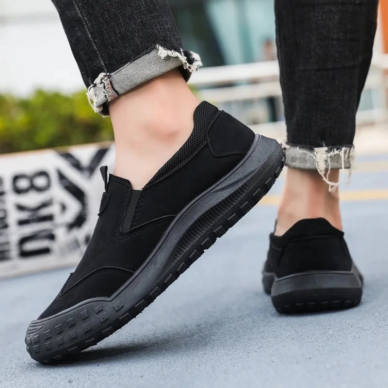 2024 Spring Mens Shoes Breathable Work Safety Shoes Trendy Versatile Non-slip Sports Comfortable Eva Insoles Rubber Upper 241125