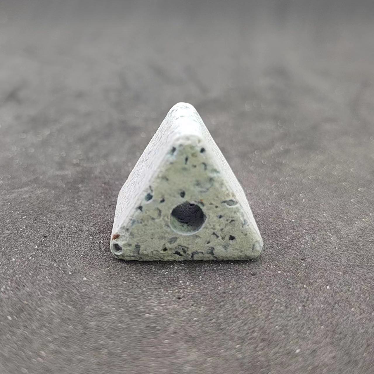 Aquarium Bio Brick Nano Ceramic Filter Media Triangular Brick Filter for Fish Tank Canister