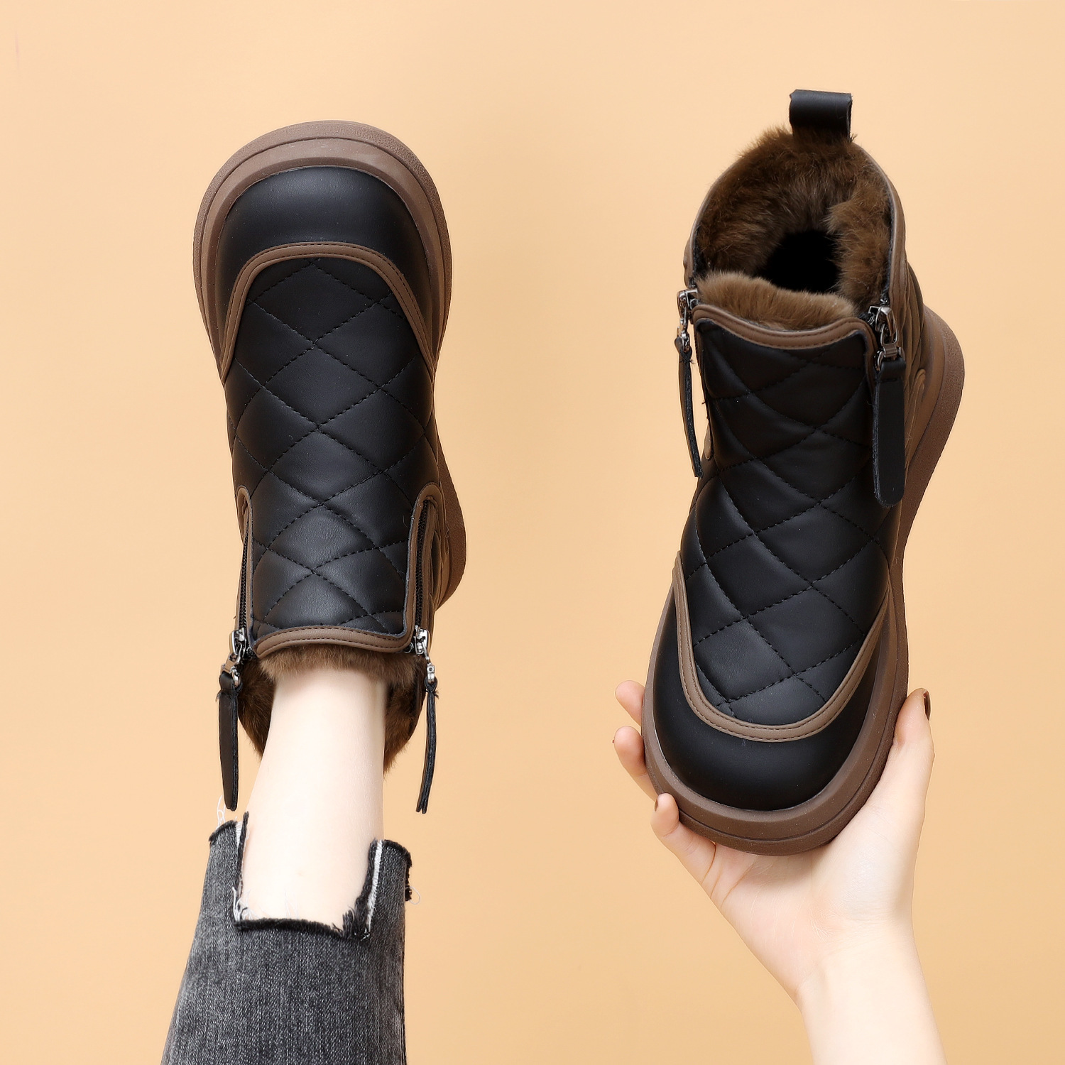 designer boot Soft soled thick fashion snow boots for women 2024 new winter season with plush and thick warm leather cotton shoes, Northeast anti slip