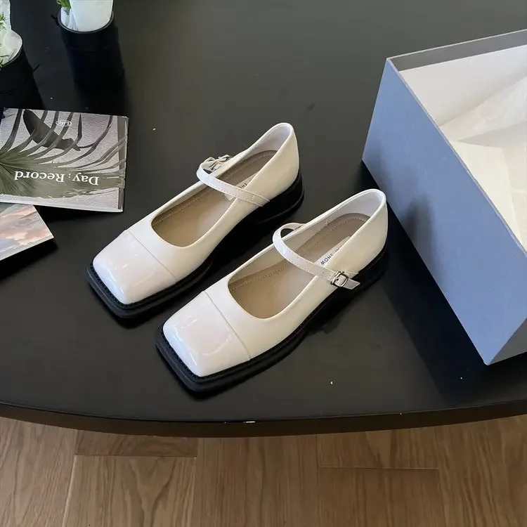 Retro Women Pumps Fashion Square Toe Work Shoes High Quality Female Slip On Shallow High Heel Elegant Womens High Shoes 241125