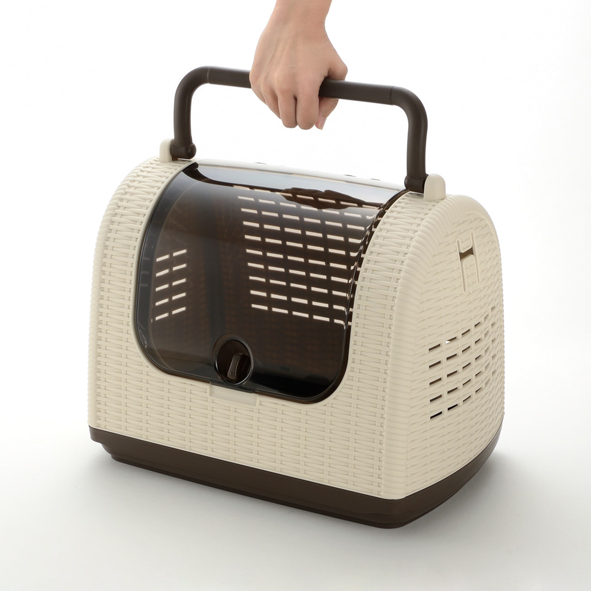 Richell Faux Wicker Pet Carrier, 16" L X 10.5" W X 13" H