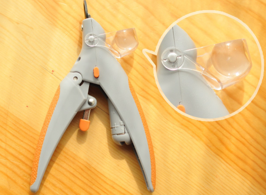 New Professional Clipper With LED Light Cat Dog Clippers Tool Nail Toeclaw Cutter Scissors Pet Suppl