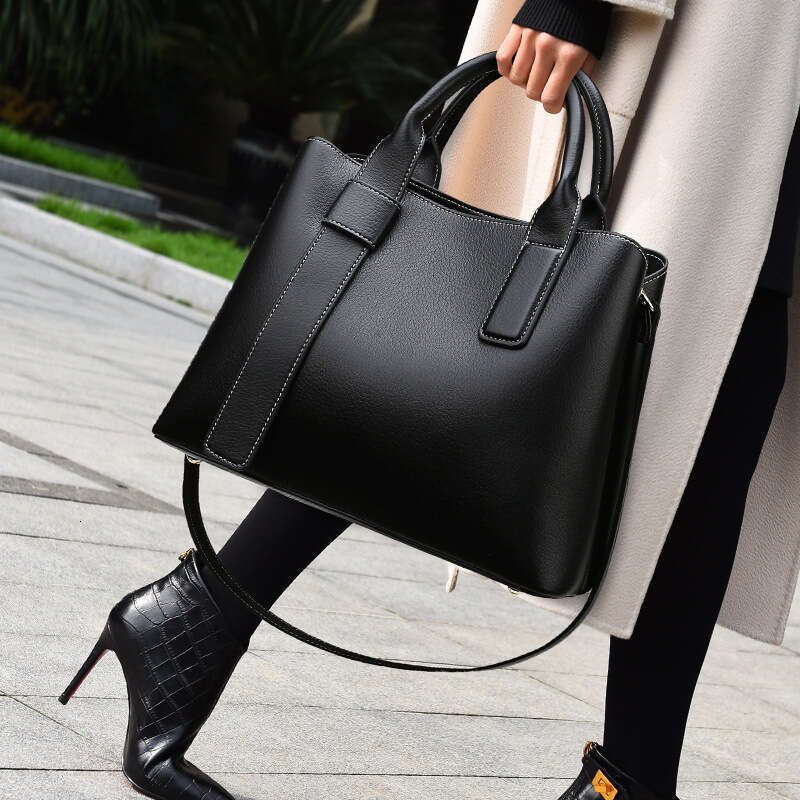 LEMON KOKO Tote Large Capacity Summer New Women's Handbag Fashionable Trend One Shoulder Crossbody Bag Casual And Simple
