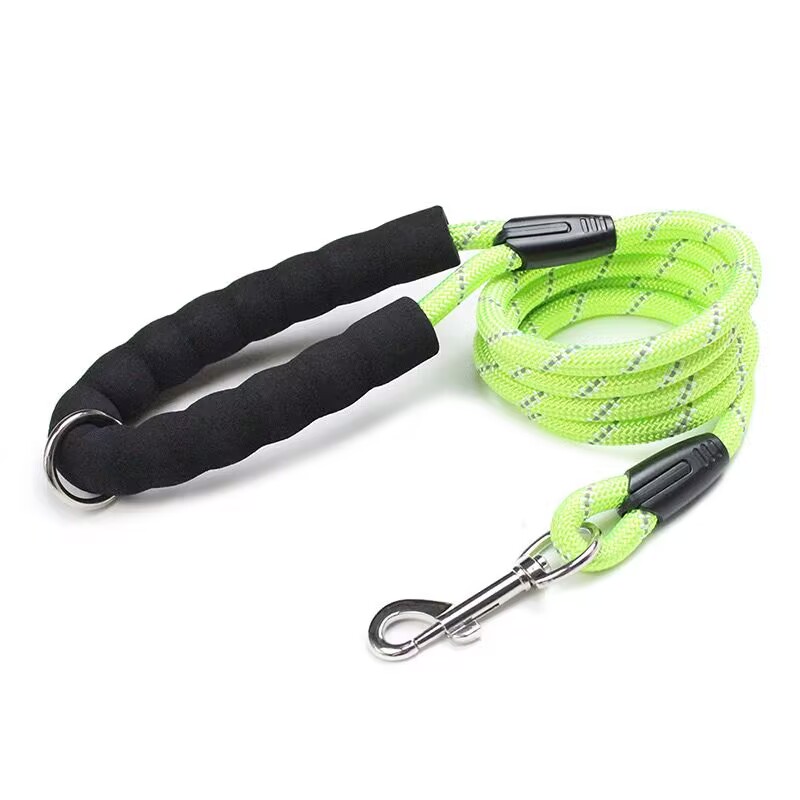 Reflective Dog Leash Comfortable Handle Walking Leash Wholesale for Small and Medium-sized Pet Leashes