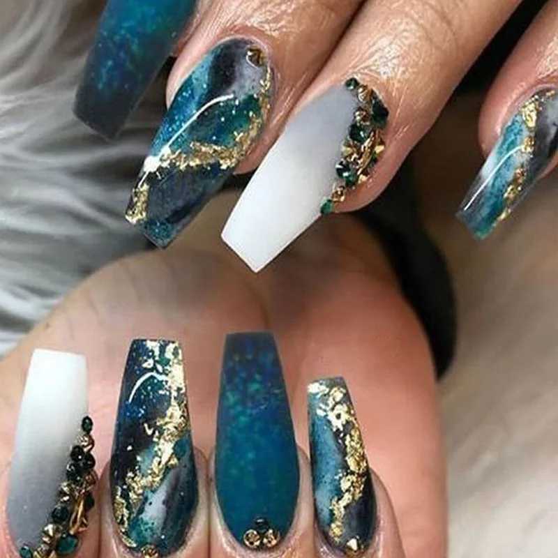 24 pieces of gradual blue pressed false nails Long coffin false nails Gold foil rhinestone Ballet design wearable French ergonomicsW241125