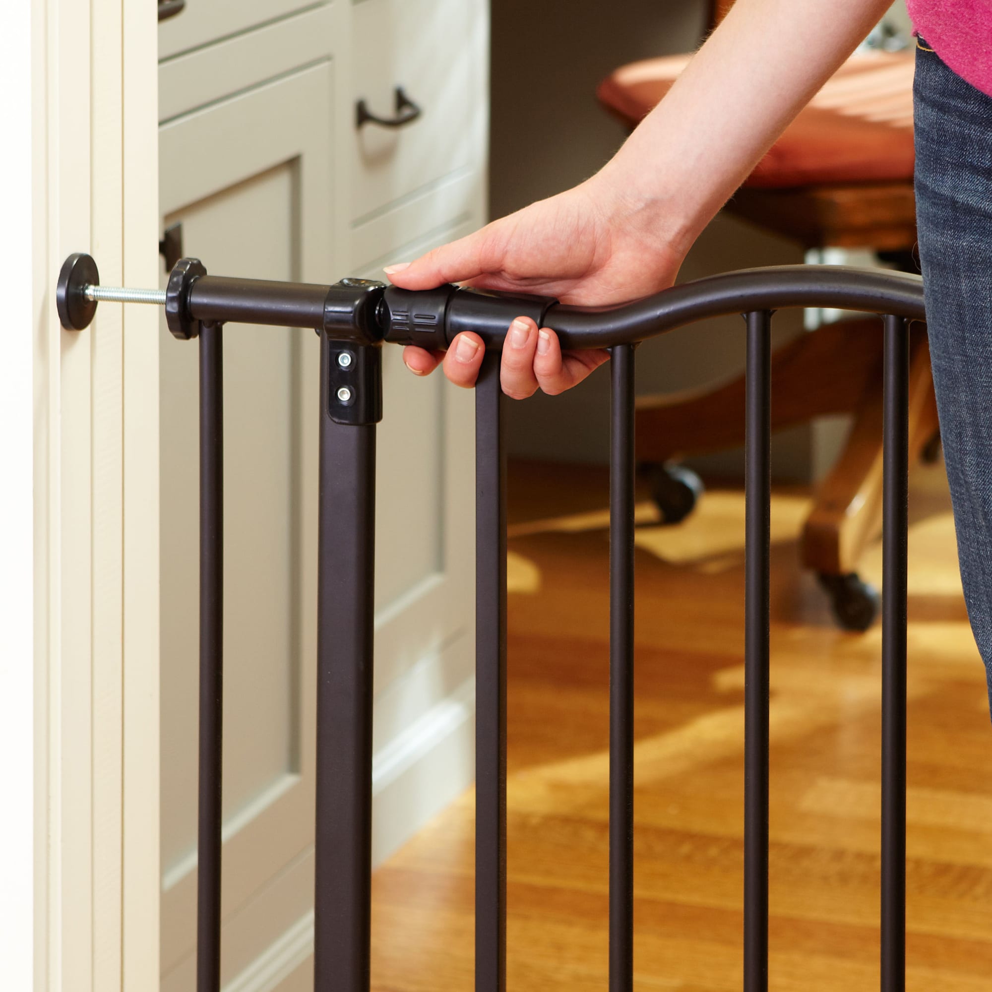 MyPet Windsor Arch Gate, 3" L X 28.3" W X 31.8" H