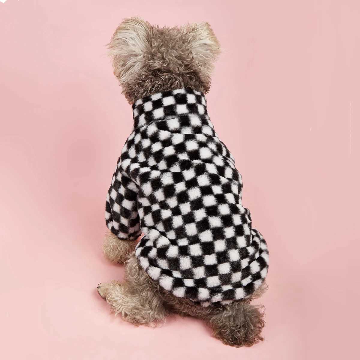 Luxury Warm Dog Clothes Winter Dog Coat French Bulldog Plush Warm Puppy Jacket Fashion Black White Plaid Small Medium DogsXJ241125